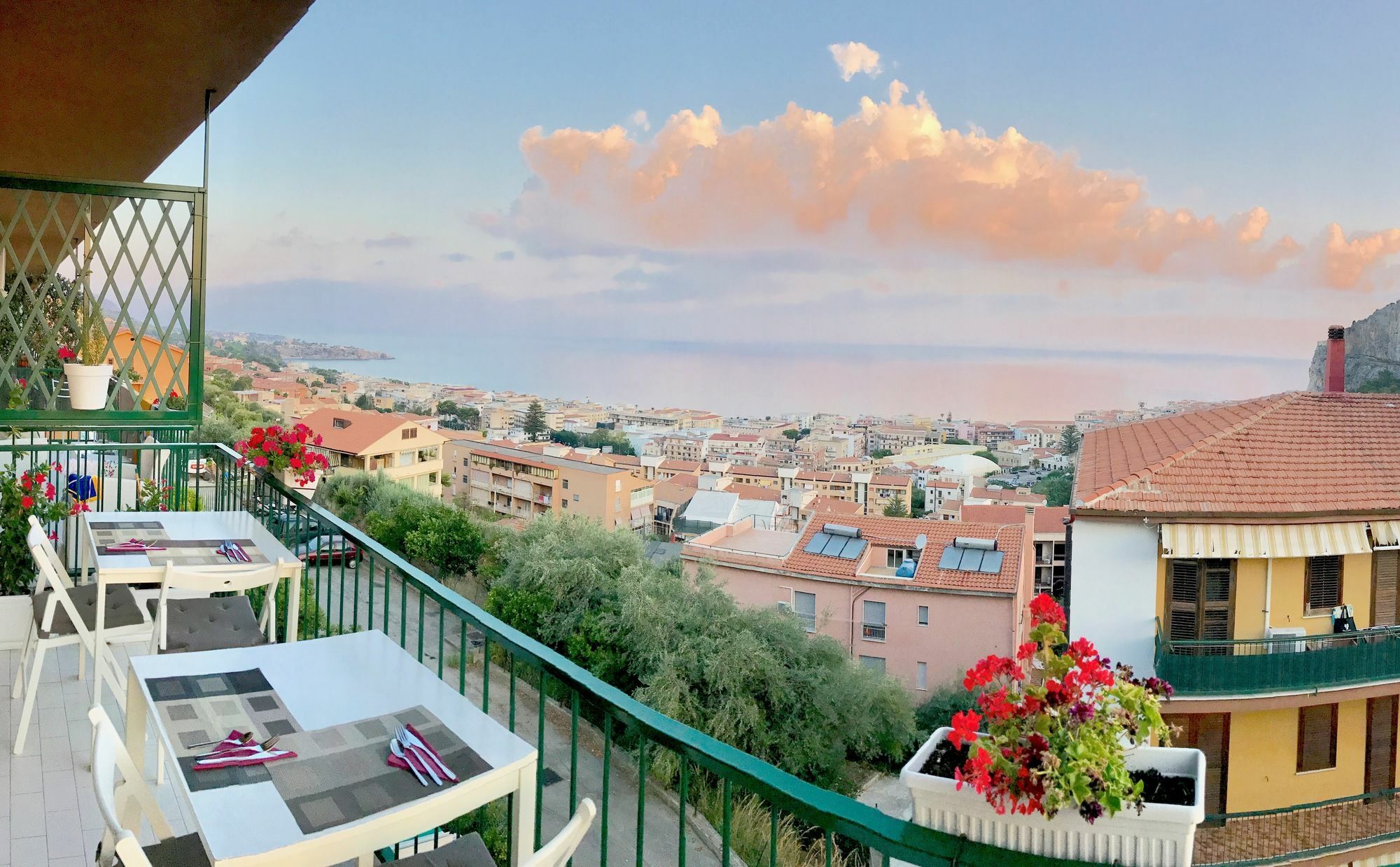 Ma&Mi Guest House Cefalu Exterior photo